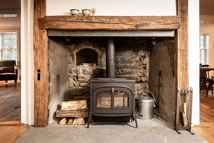 1790-Colonial-Cape-fireplace-restoration