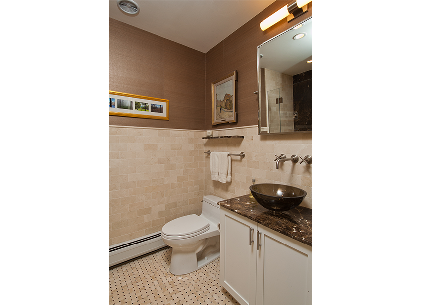 HVP-preservation-Contemporary-Colonial-Kent-CT-custom-bathroom